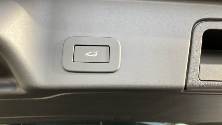 Land Rover Range Rover Evoque 2.0 D200 Dynamic SE 5dr Auto Diesel Hatchback